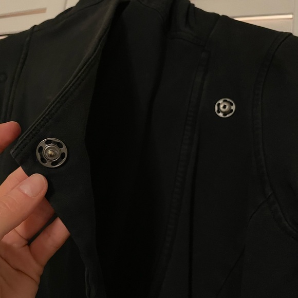 Lululemon Athletica Cardigan - Picture 2 of 5